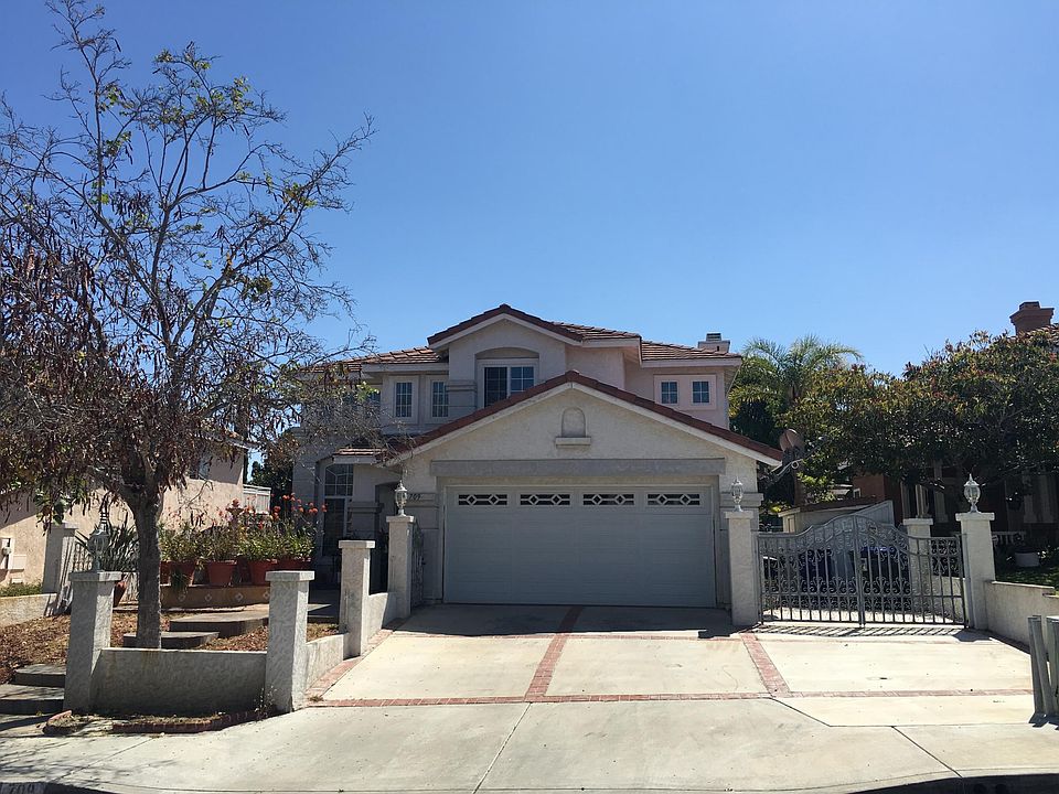 1st image of 709 Gredos Pl