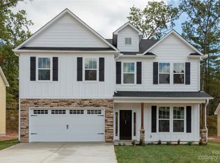 52 N Christie Ct, Fletcher, NC 28732