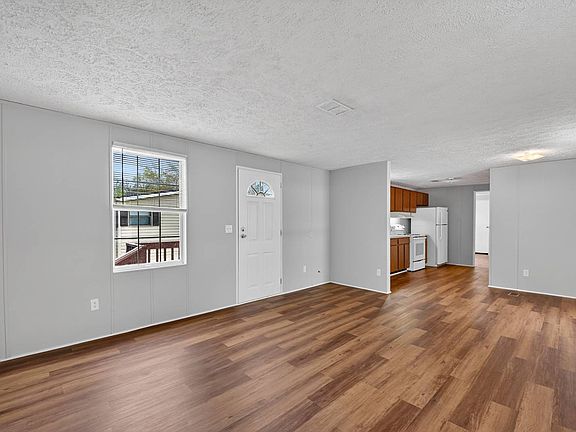 4th image of 491 Chapman Rd #60