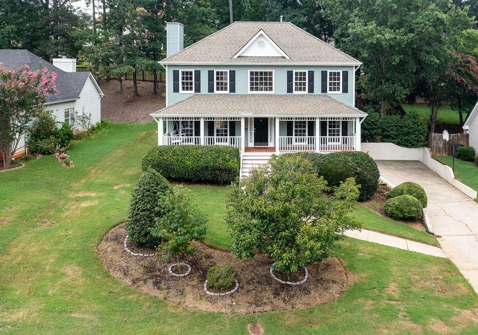 1st image of 1833 Riverton Dr NW