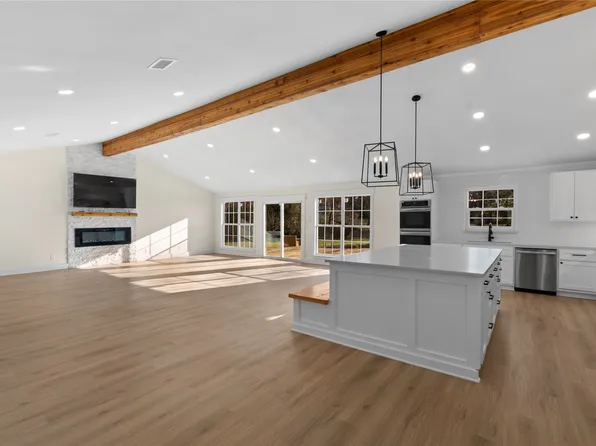 109 Arrow Way, Gun Barrel City, TX 75156