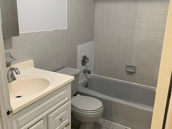 4th image of 197 Boyd Ave Floor 1