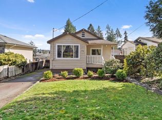 570 Colby St, New Westminster, BC V3L 3Z1