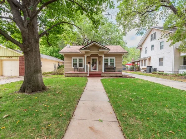 1221 N Perry Ave, Wichita, KS 67203
