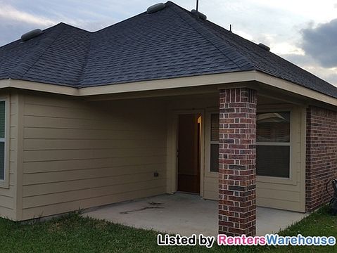 3rd image of 8019 Haven Bend Ln