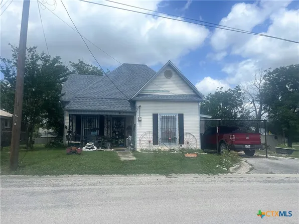 307 N 8th St, Lometa, TX 76853