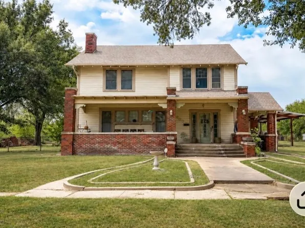 400 S McKinney St, Mexia, TX 76667