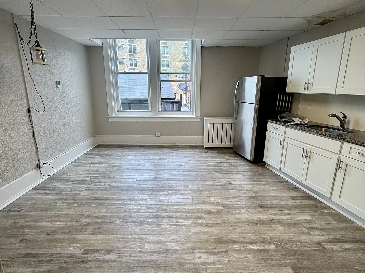 102 Delaware Ave — Photo 2