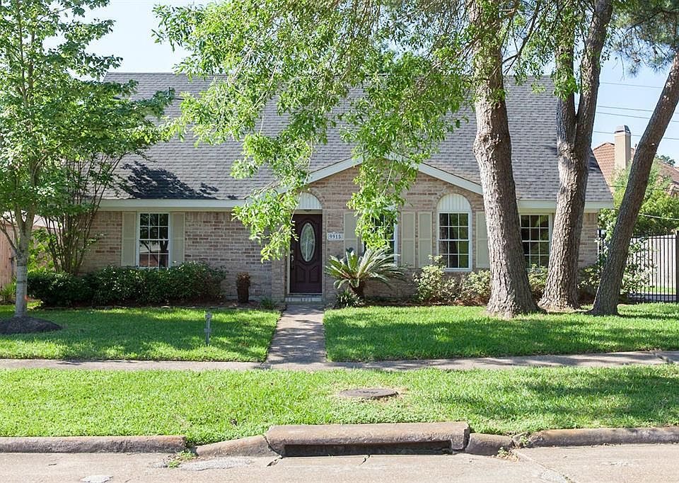 1st image of 9915 Cane Creek Dr