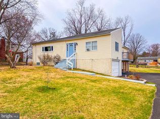 3782 Skyline Dr, Bensalem, PA