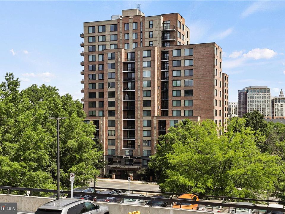1st image of 2451 Midtown Ave APT 819