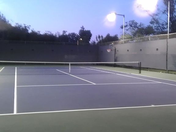 Tennis court