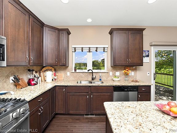 3rd image of 5616 Jada Dr