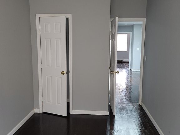 3rd image of 3541 Barnes Ave Floor 3