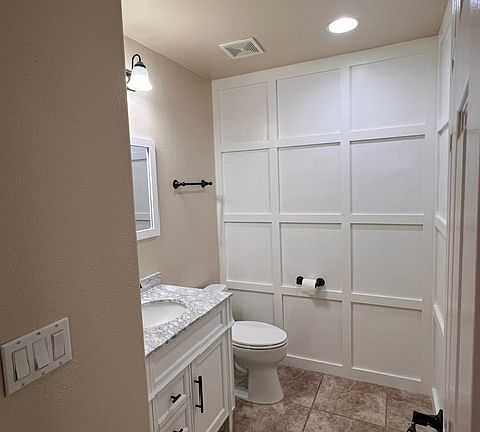 5th image of 2413 Las Palomas Loop