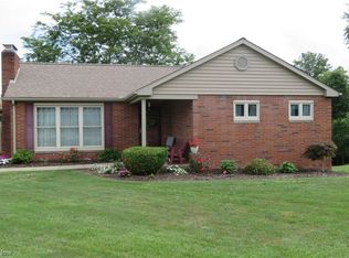 204 Westview Dr, New Concord, OH 43762