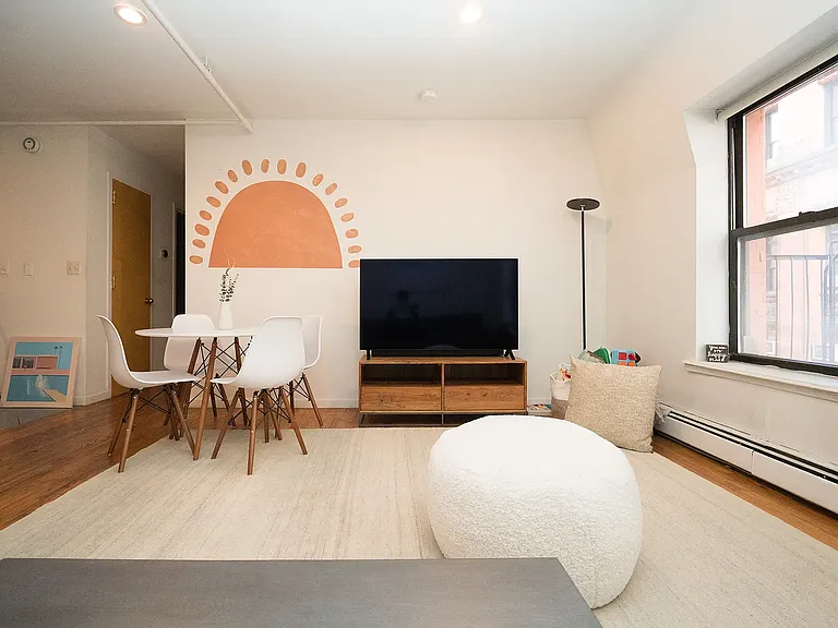 120 Cedar St #4C — Photo 2