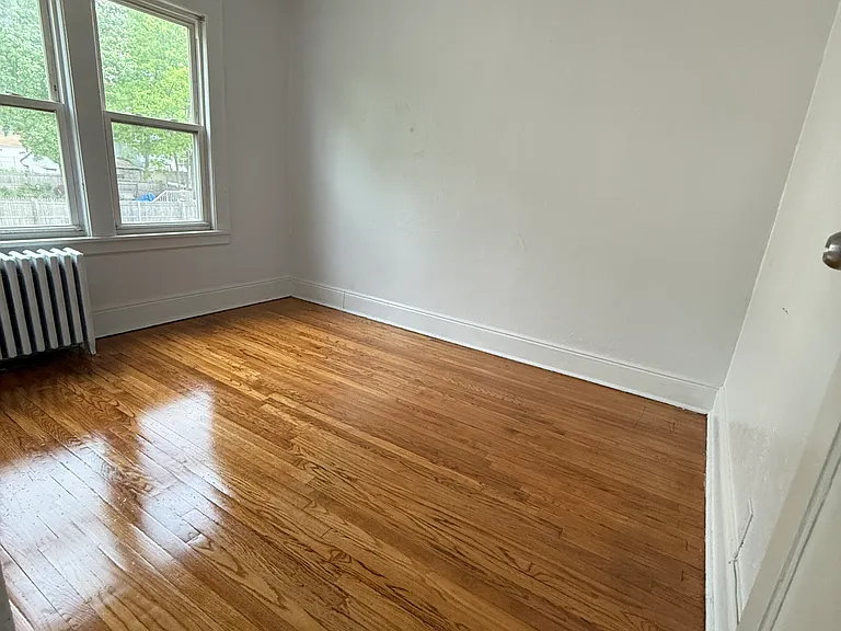 255 W Englewood Ave #2 — Photo 12