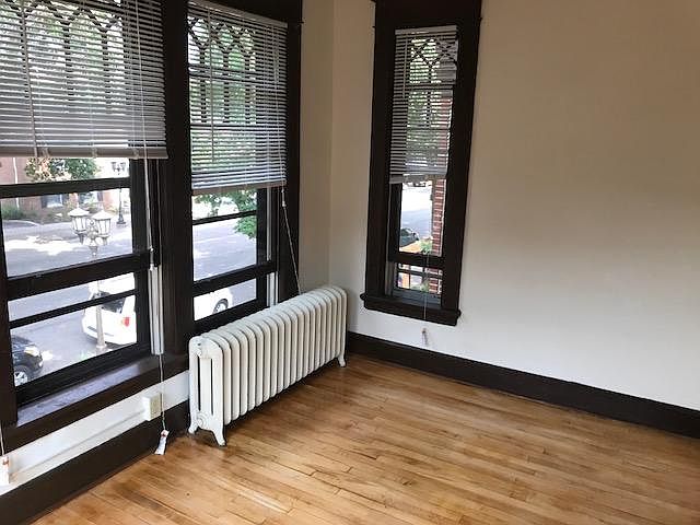 Similar to the lower level apartments