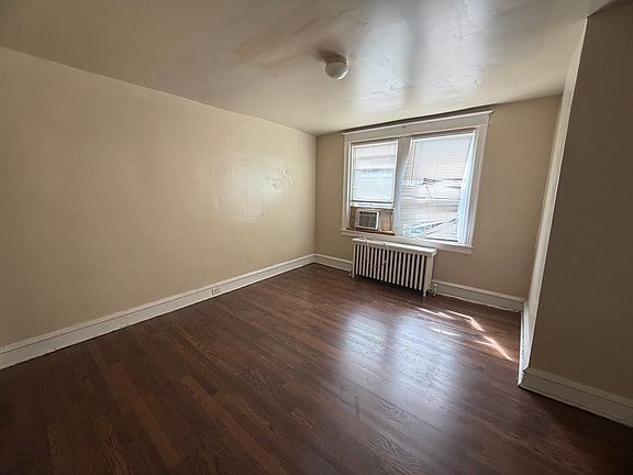 3rd image of 1367 E Sanger St Floor 2