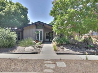 387 E Everglade Ave, Fresno, CA 93720
