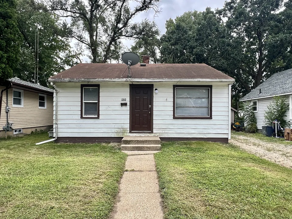 924 Copeland Ave