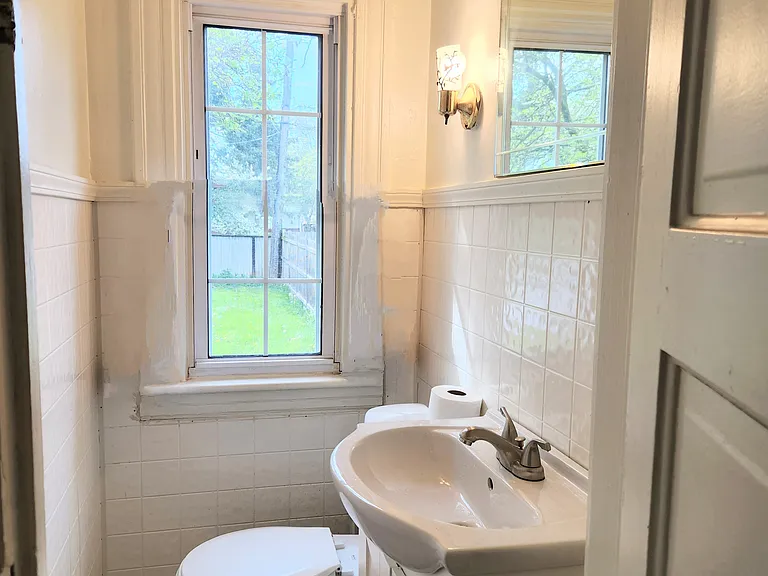 307 Riverview Ave — Photo 16