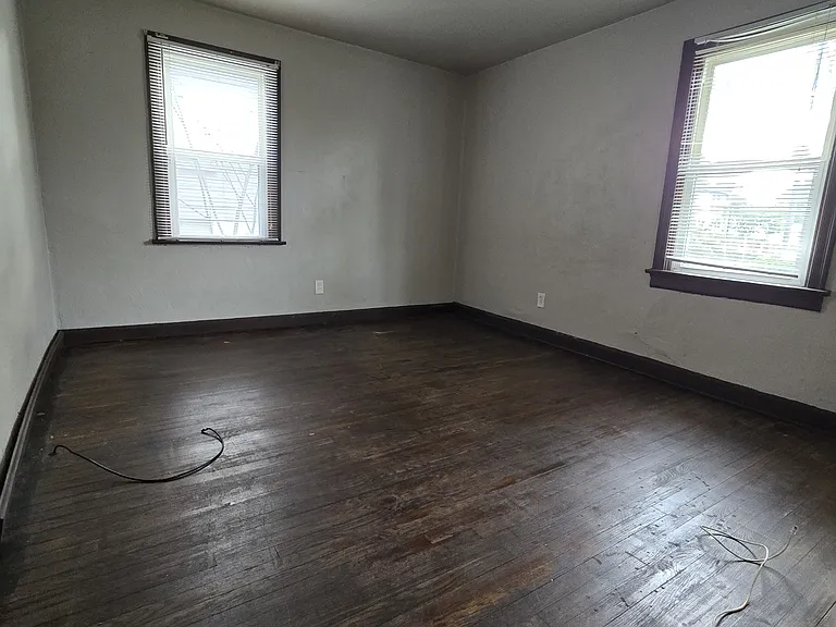 5709 Beldon Dr — Photo 10
