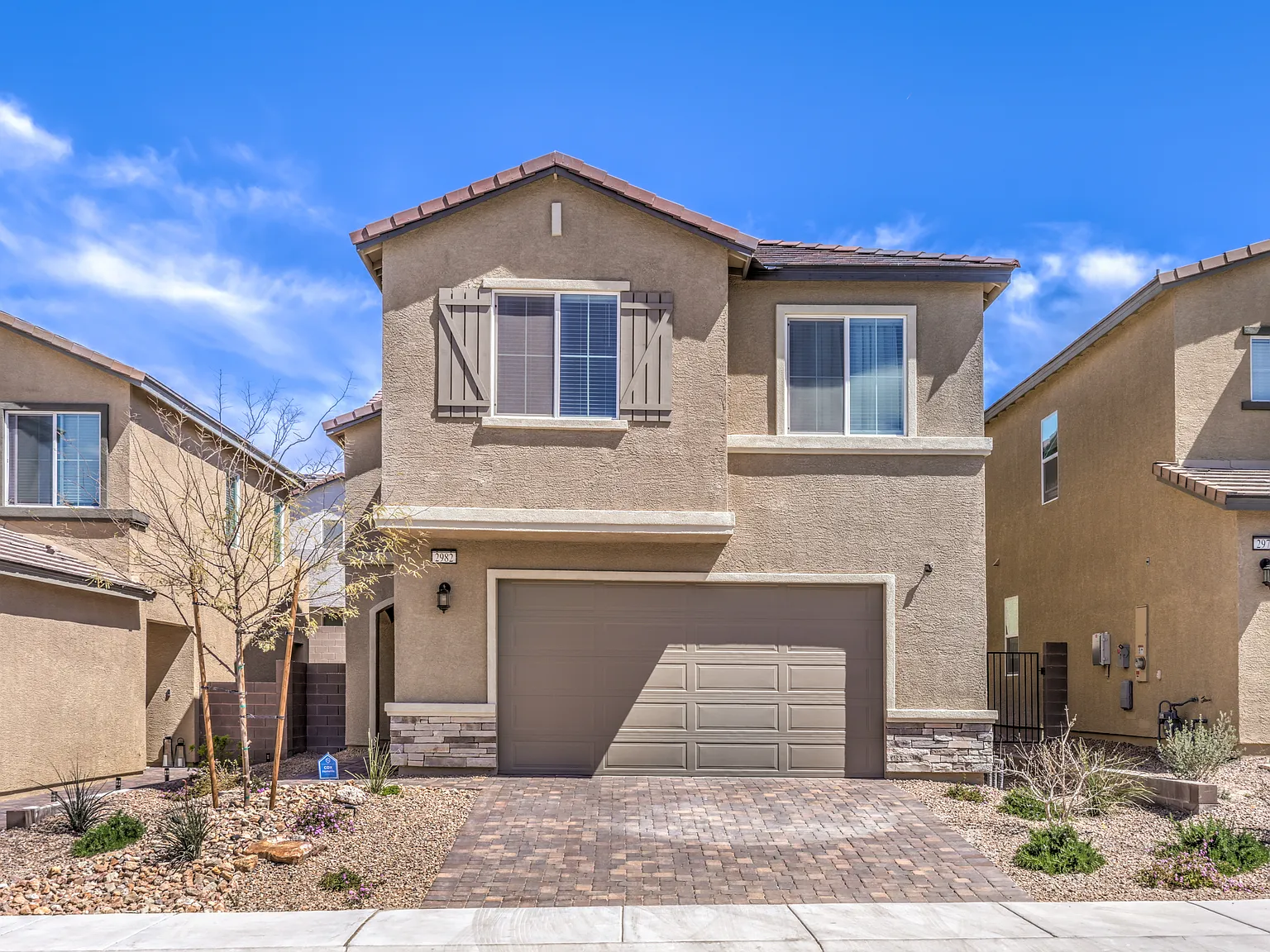 5 bed, 2642 sqft, $2,500 — Photo 1
