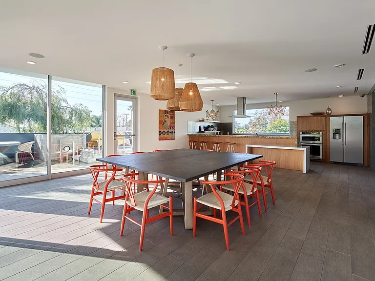 Angelene Apartments — Photo 11
