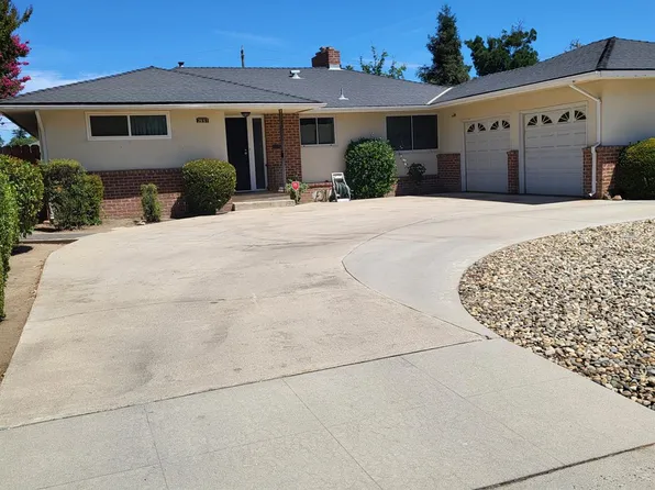 2957 E Saginaw Way, Fresno, CA 93726