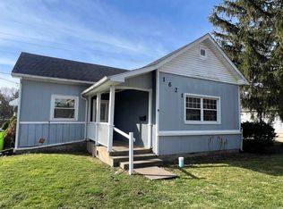 1621 E State St, Huntington, IN 46750