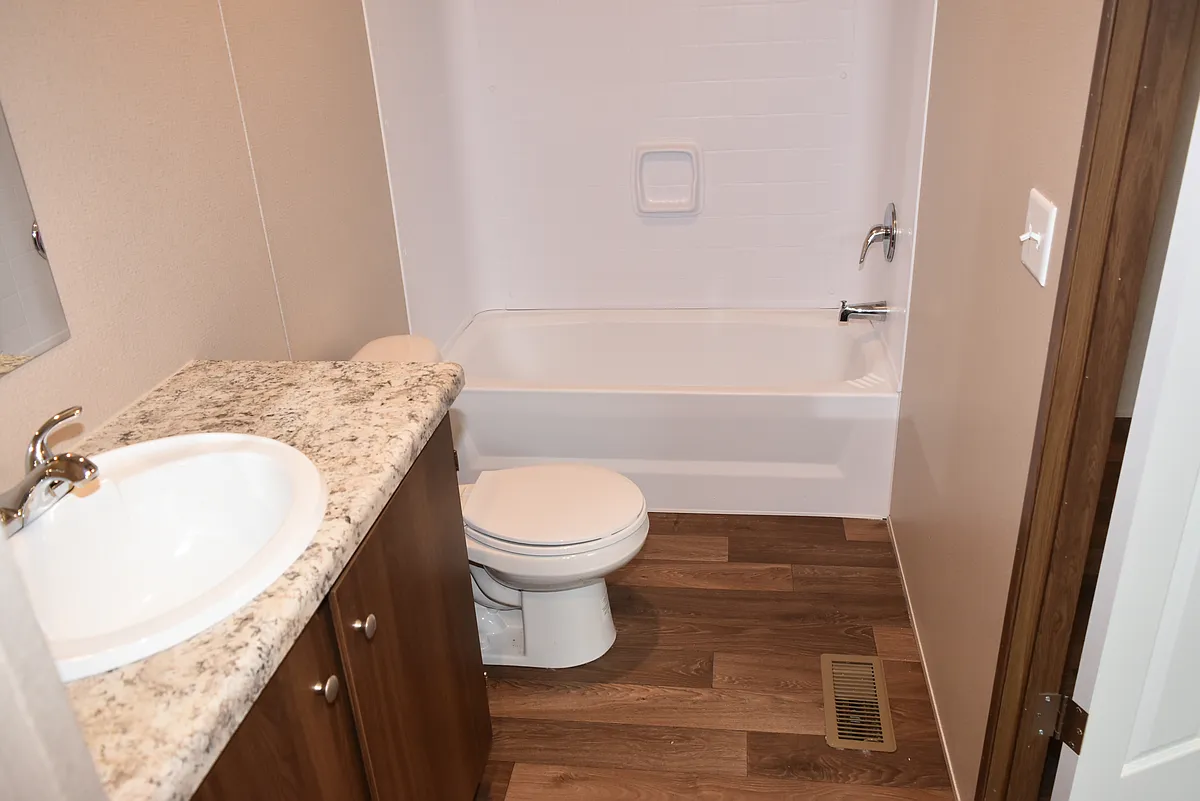 Building Photo - 10204 Bamboo Ln #5