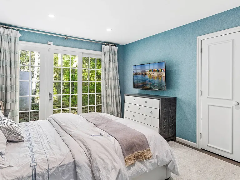 535 Old Sag Harbor Rd — Photo 19