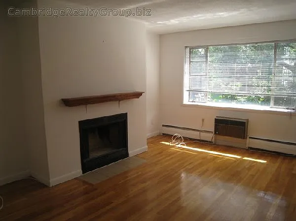 48 Evergreen St #32 — Photo 6