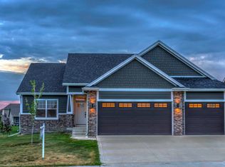 405 NE Bowman Dr, Waukee, IA 50263