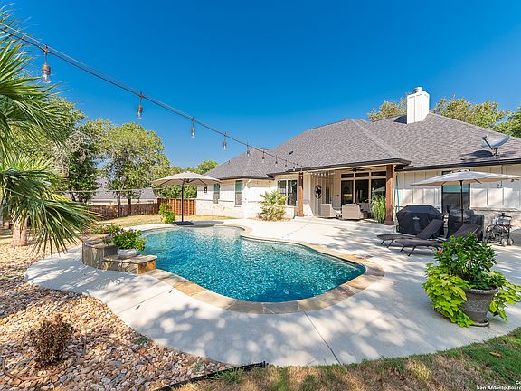 2nd image of 257 Cibolo Way