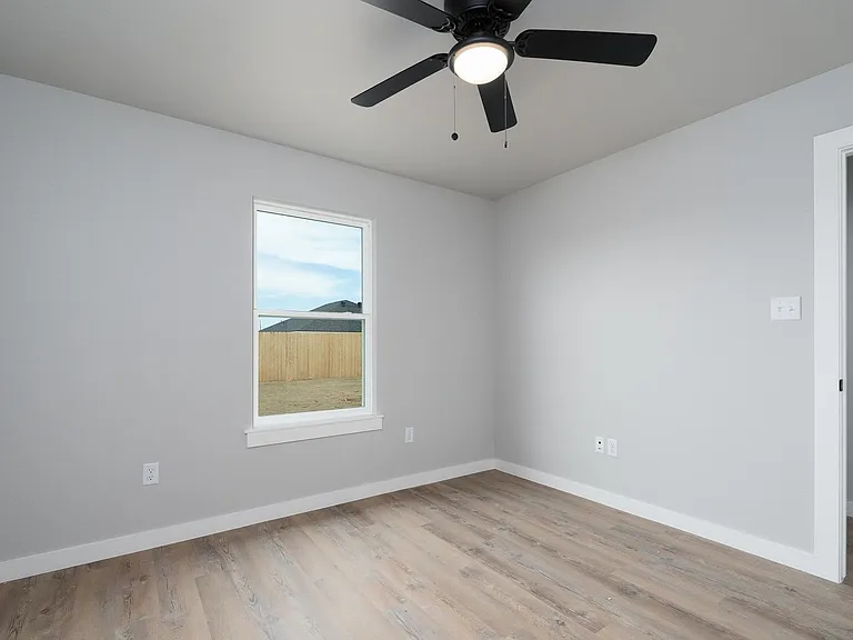 199 Tombstone Rd — Photo 18
