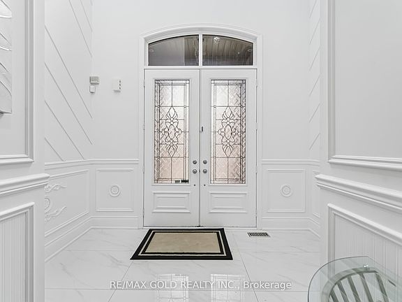 2nd image of 72 Midsummer Dr