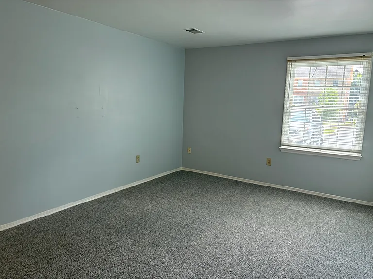 534 Pangborn Blvd #A — Photo 2