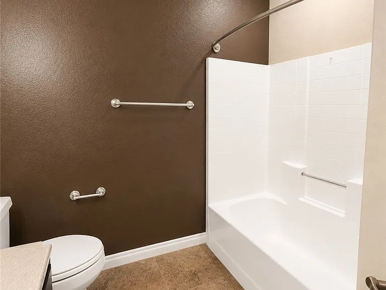 2113 Forest Mist Ave — Photo 10