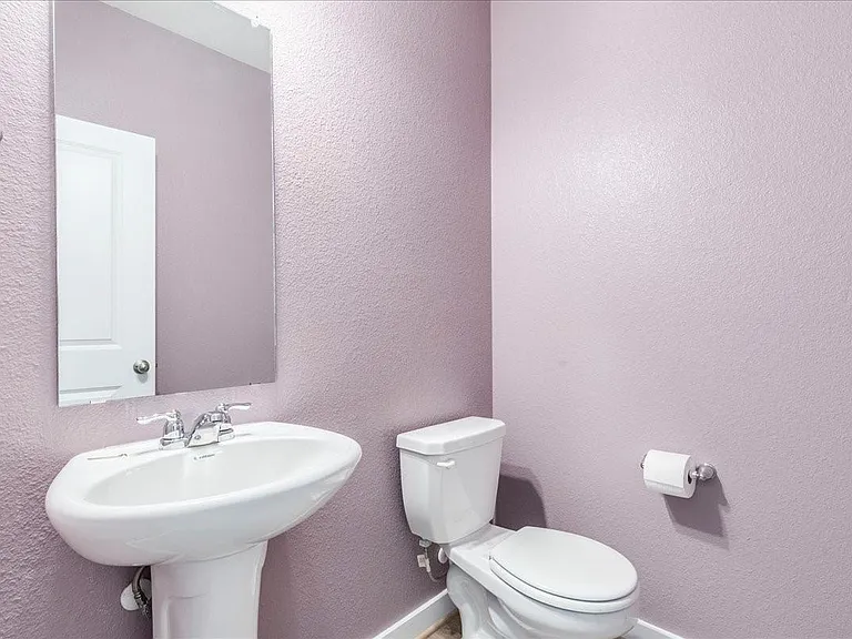 496 Fieldwood Dr #B — Photo 13