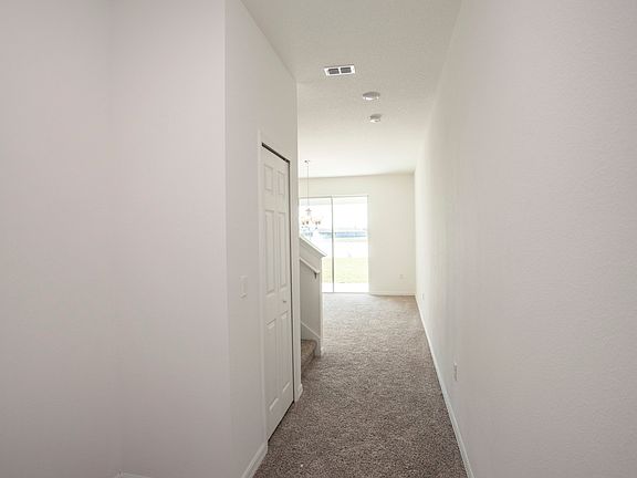4th image of 712 Ladyfish Ln
