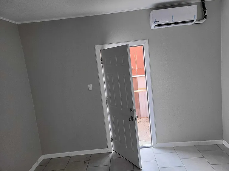 1118 E Paisano Dr #A — Photo 7