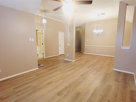 4th image of 16215 Brinton Ct