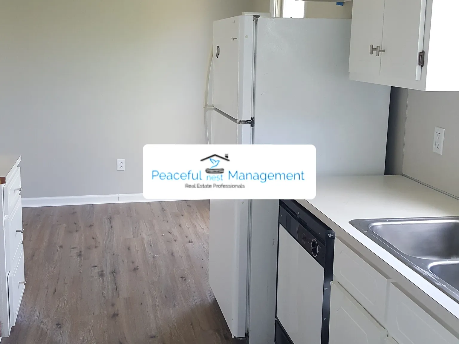 773 Crestline Drive — Photo 3