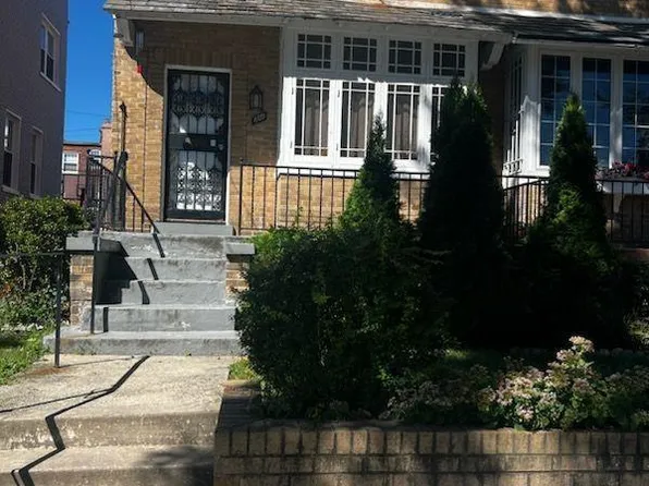 809 Tewkesbury Pl NW, Washington, DC 20012