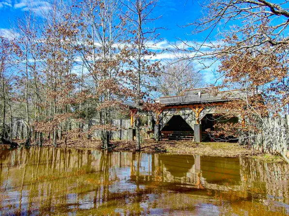 1634 Fm 71 E, Mount Pleasant, TX 75455