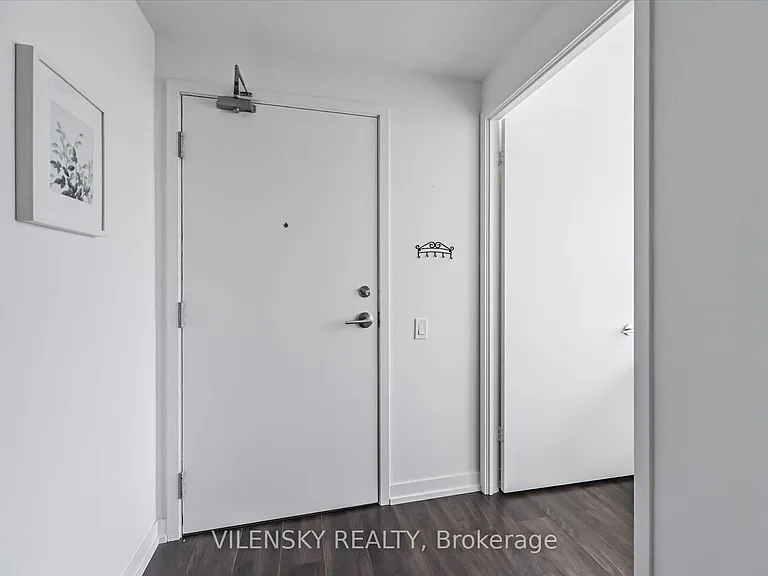 5 Buttermill Ave #1610 — Photo 14