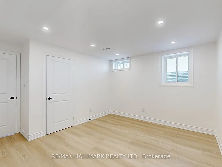 534 Coronation Rd #BASEMENT — Photo 23